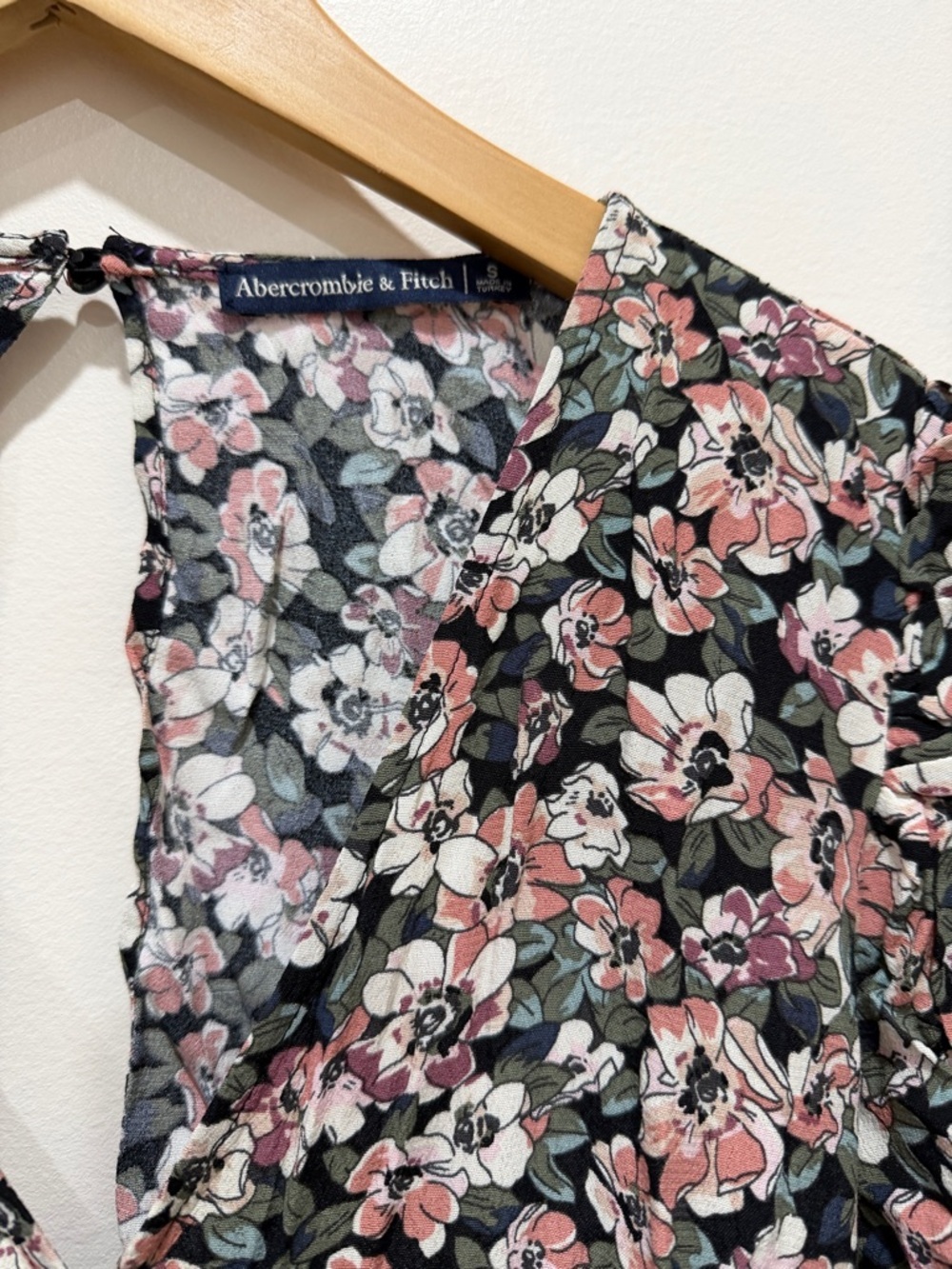Abercrombie & Fitch Black Floral Midi Dress with Pink and Cream Blooms - Picture 3 of 11